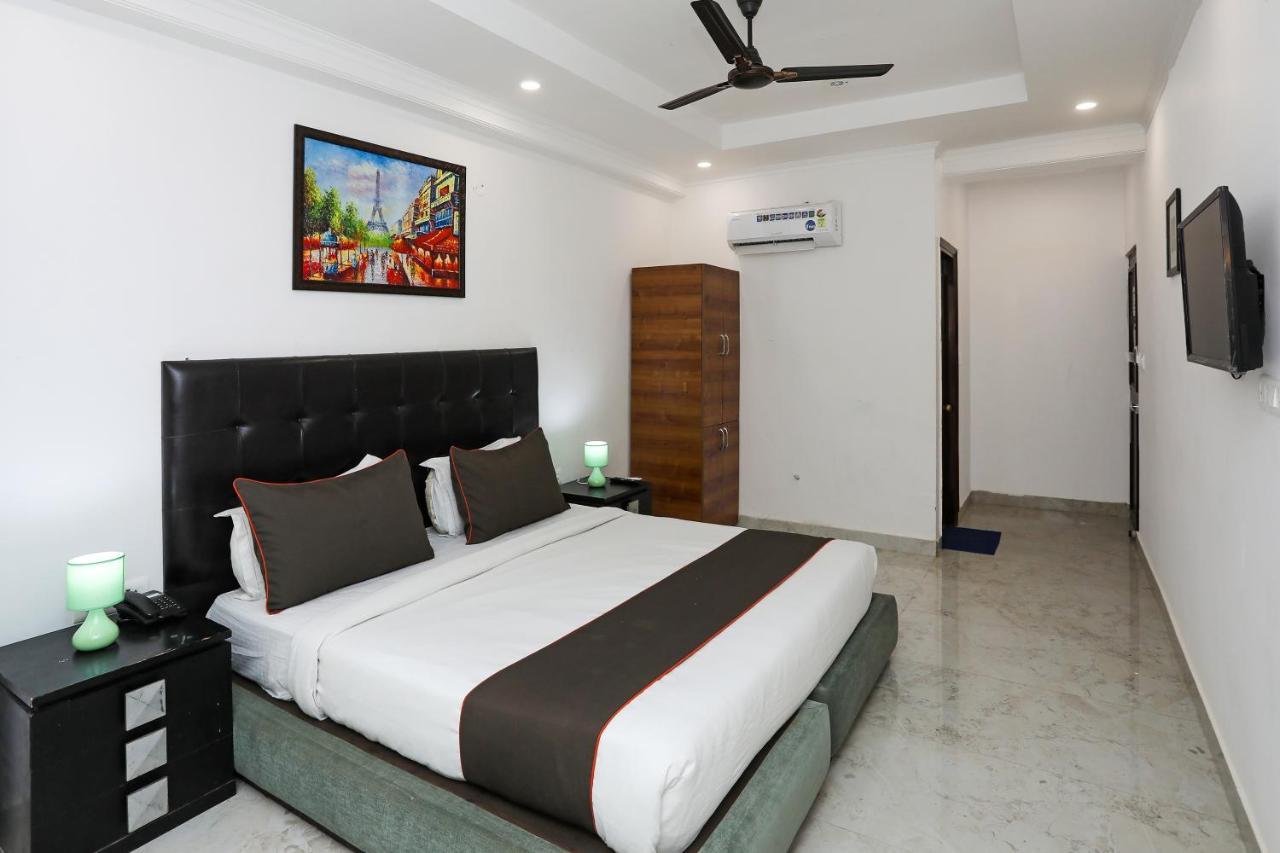 Collection O Residency Near Dwarka Sector 21 Metro Station