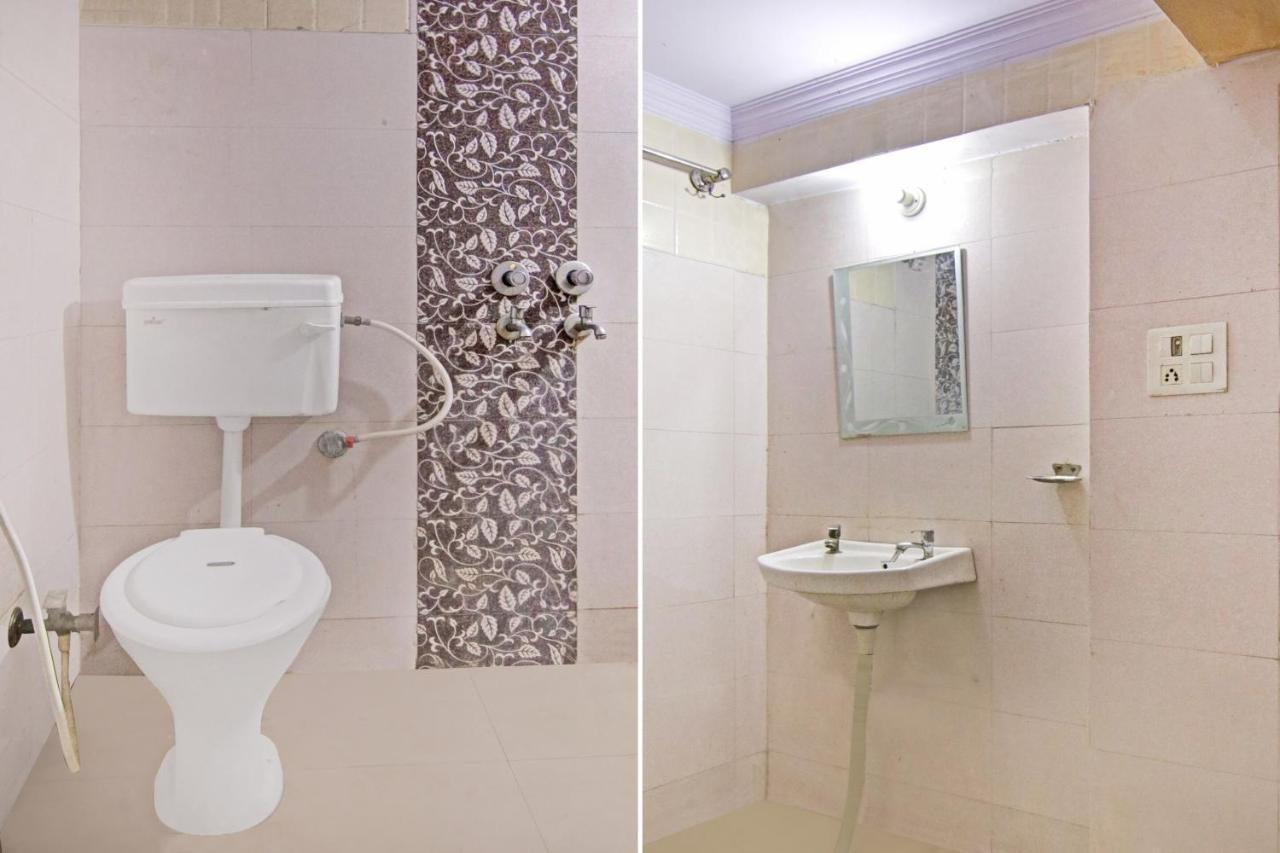 Flagship Decent Near Pvr Vikaspuri Delhi
