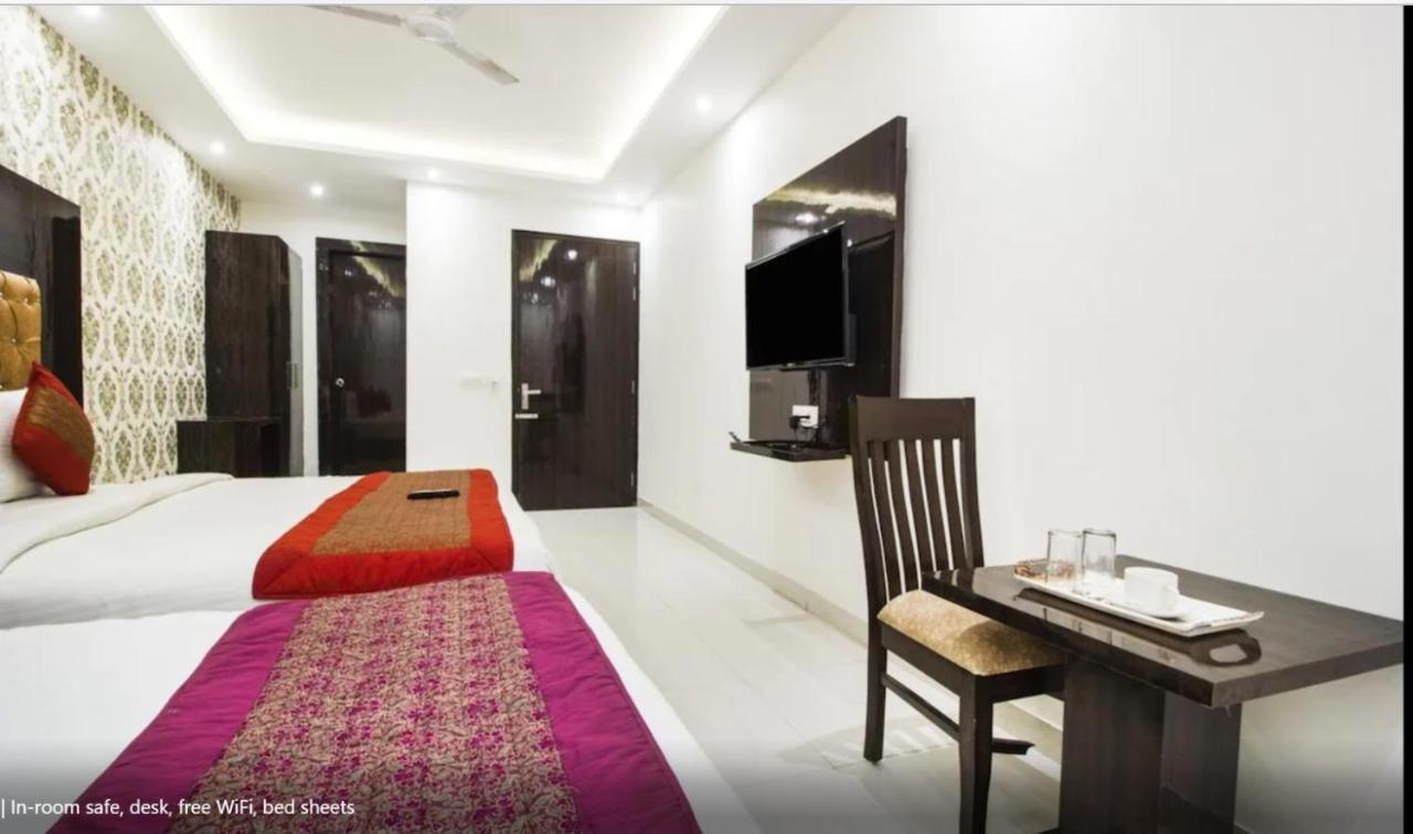 Hotel Iconic Near Delhi Igi International Airport New Delhi