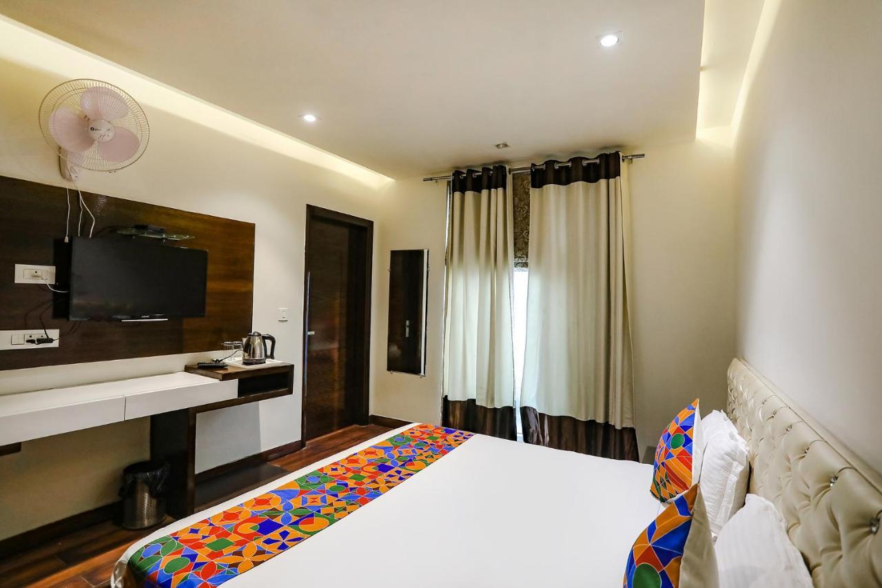 Fabhotel Grand Hotel 3*