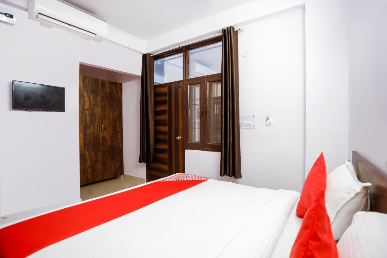 Hotel Oyo Flagship 70819 Royal King Delhi (National Capital Territory of India)