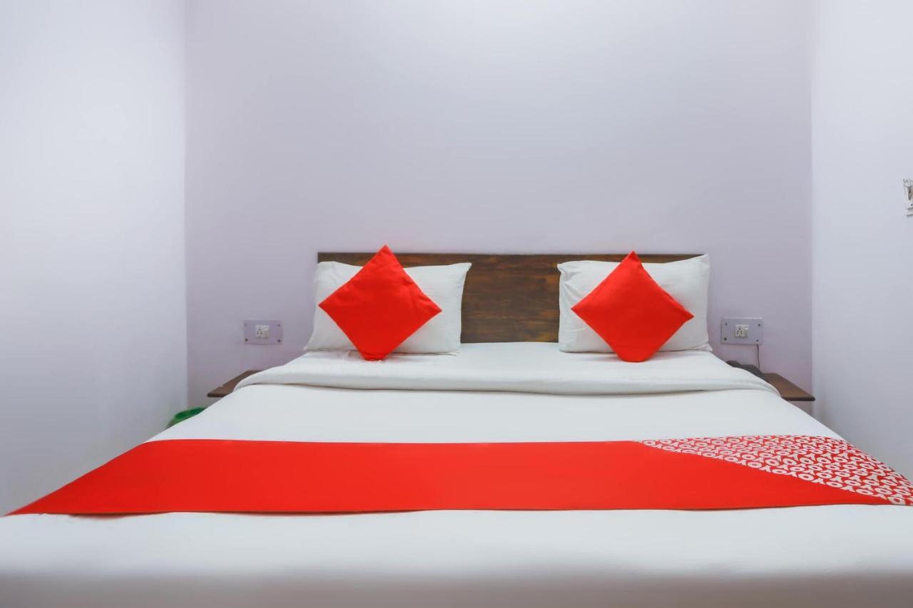 Hotel Oyo Flagship 70819 Royal King