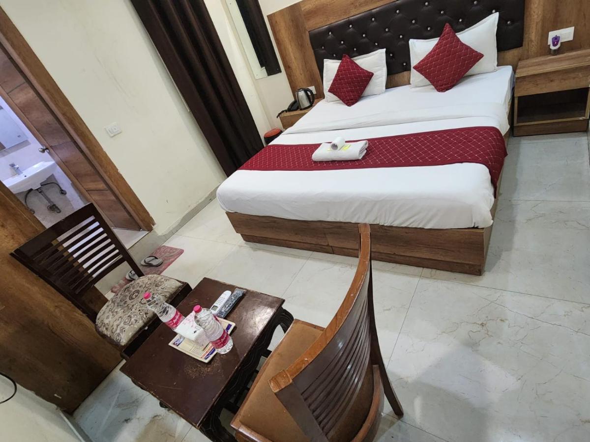 Ivy Plaza Luxury Hotel 4*