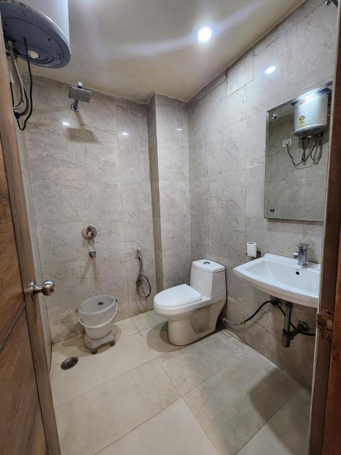 Hotel Aerotech Near Igi Airport New Delhi