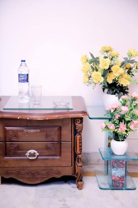 Divine India Service Apartment,2bhk, D-198,saket