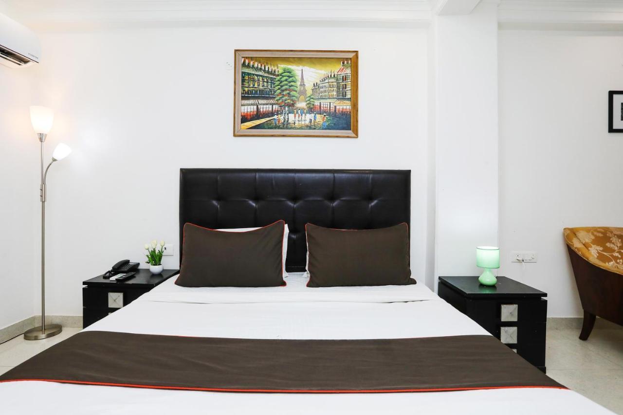Collection O Residency Near Dwarka Sector 21 Metro Station Hotel 3*
