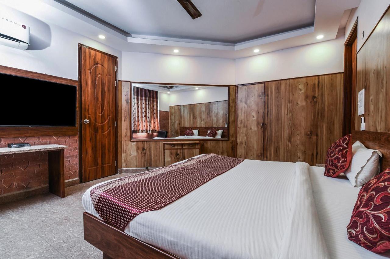Dream Palace Laxmi Nagar New Delhi