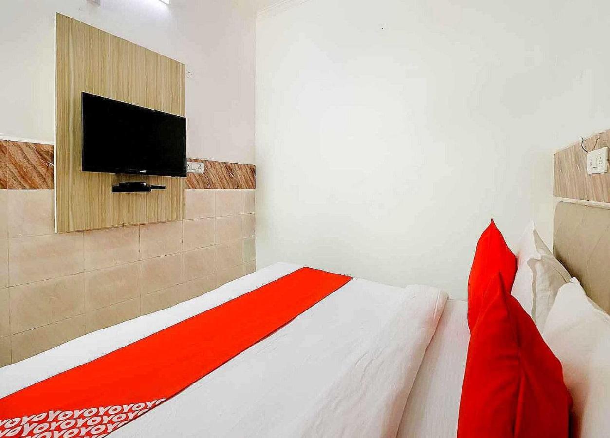 Collection O Aashiyana Hotel