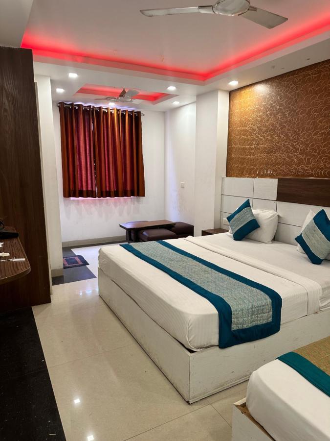 Hotel Sky At Airport 3*