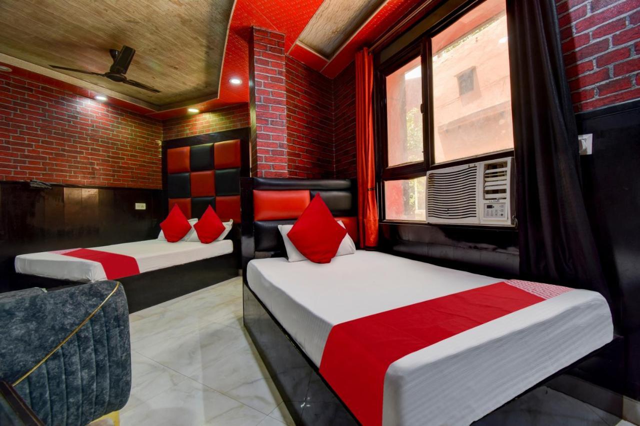 Hotel Oyo Flagship 81436 Royal Plaza