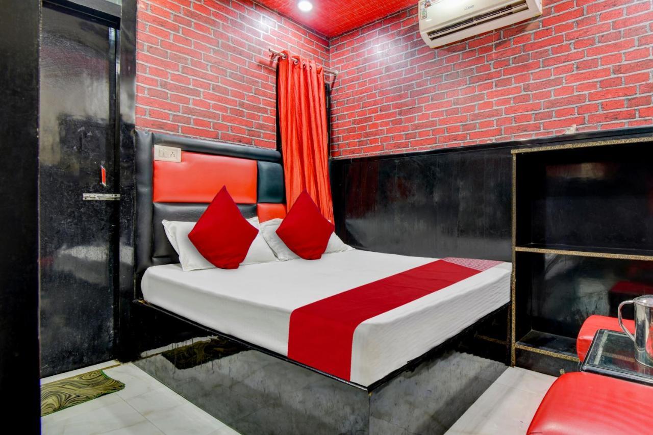 Oyo Flagship 81436 Royal Plaza Hotel 3*