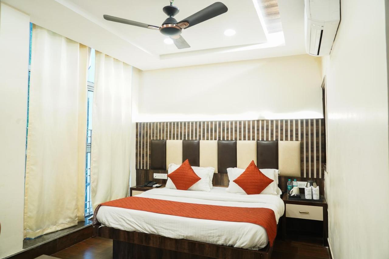 Hotel Batra Nizamuddin 3*