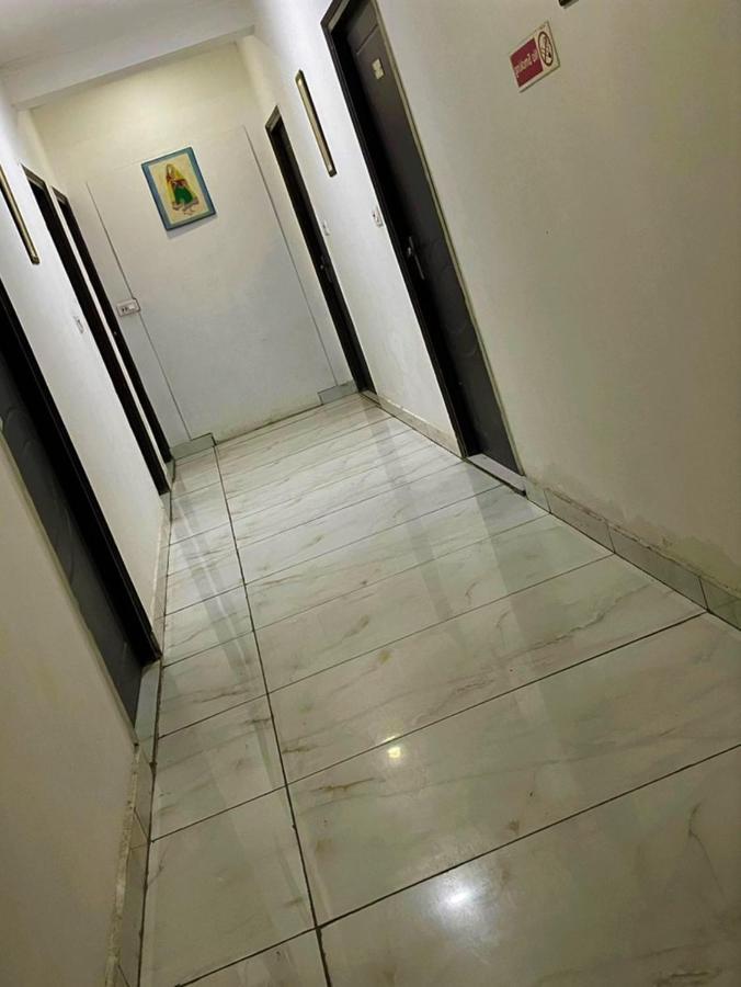 The Paramont Plaza Igi Airport 4*