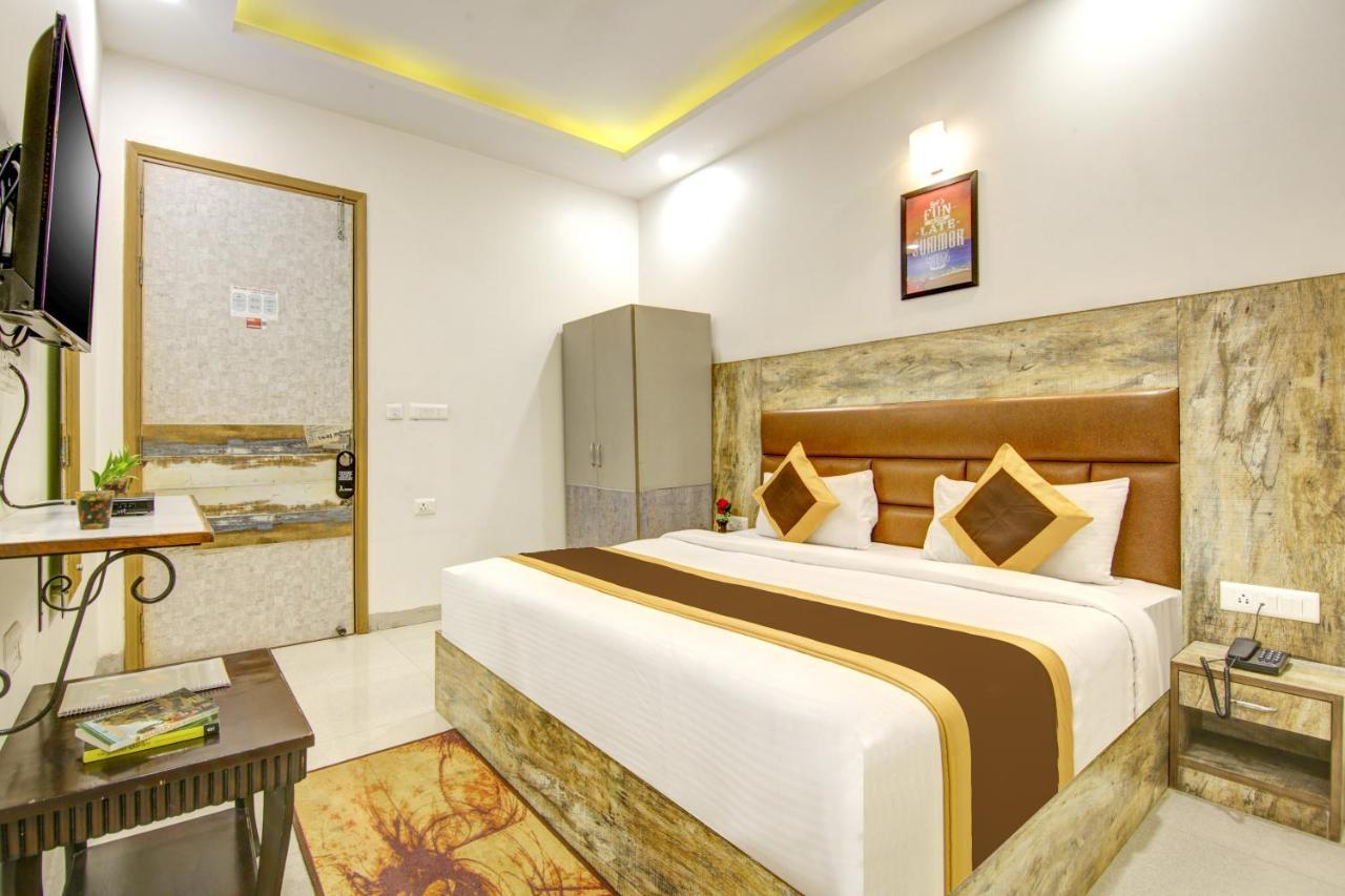 Hotel Gracious By Vishesh &