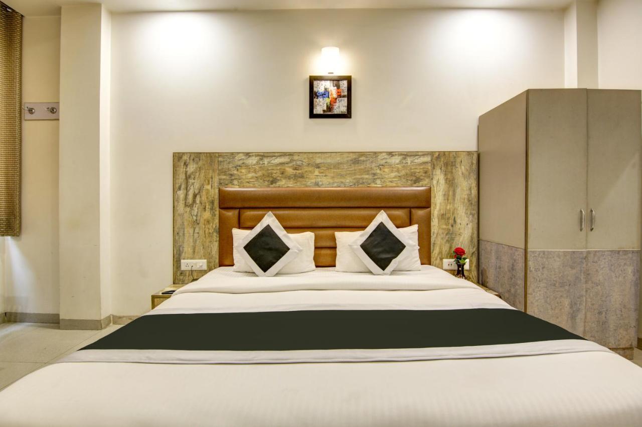 Gracious By Vishesh & New Delhi