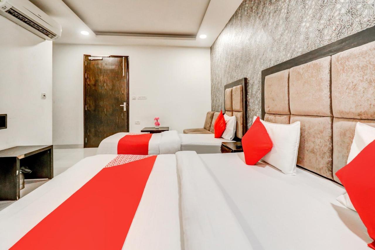 Oyo Olive Hotel New Delhi