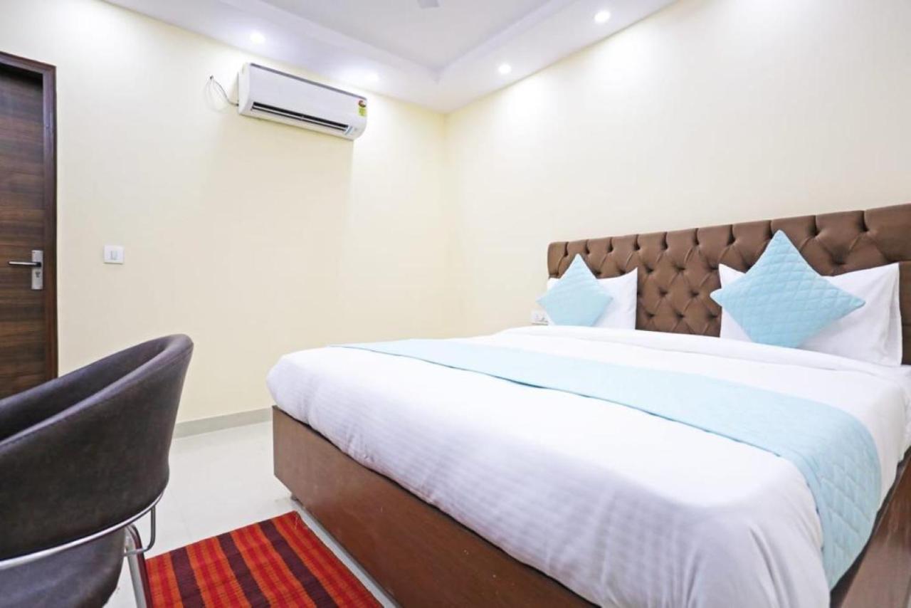 Mannat Bhera Enclave Hotel 3*