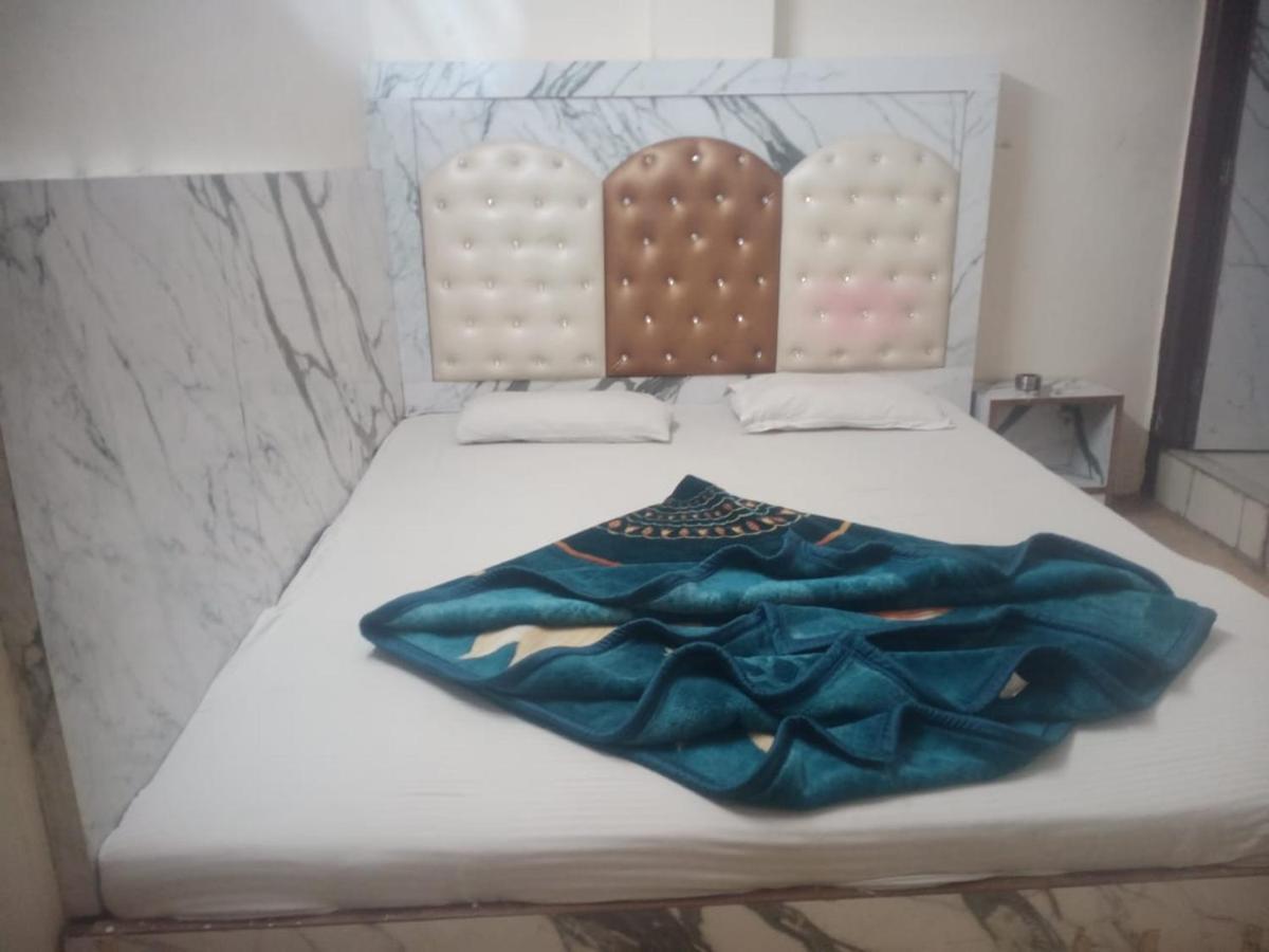Anchal Hotel 3*