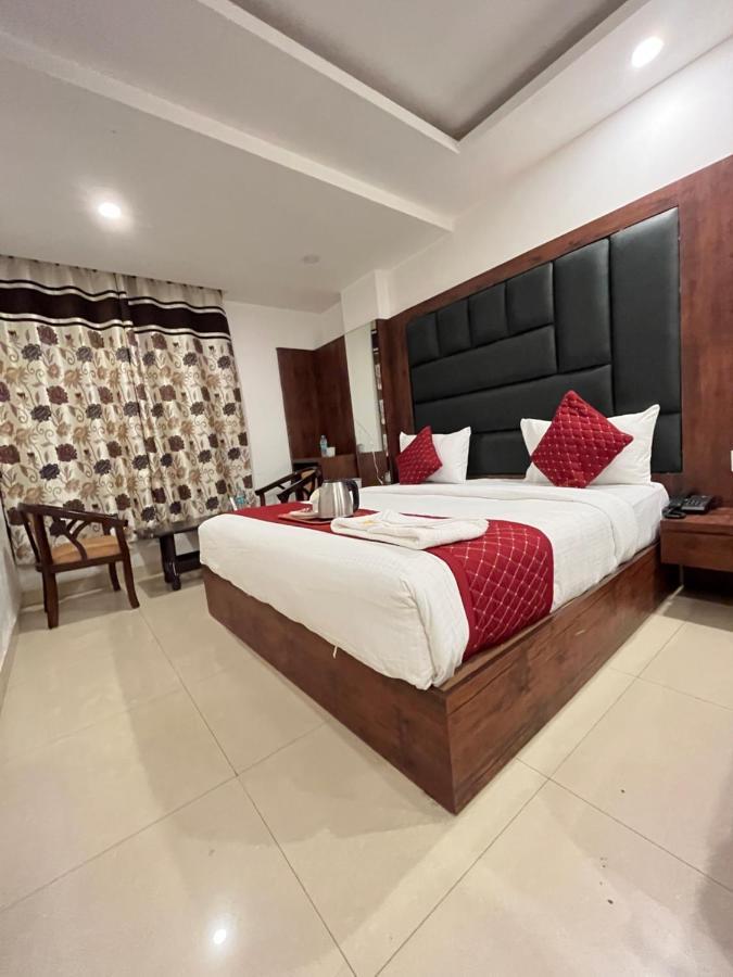 Hotel Airport Qualia Suites