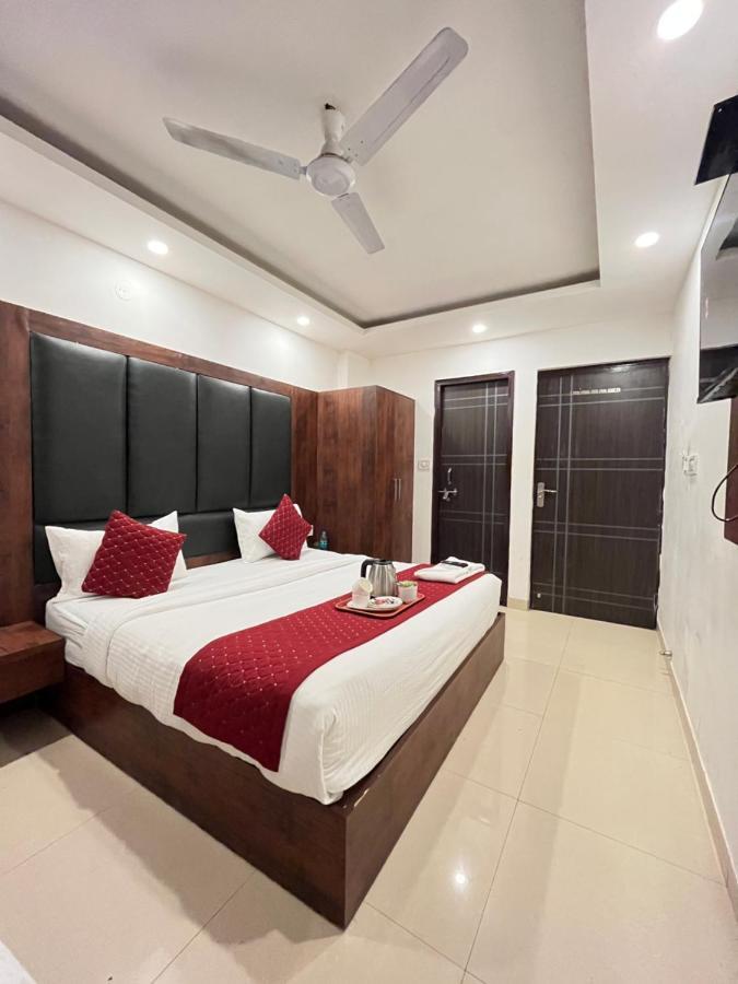 Airport Qualia Suites Hotel 3*