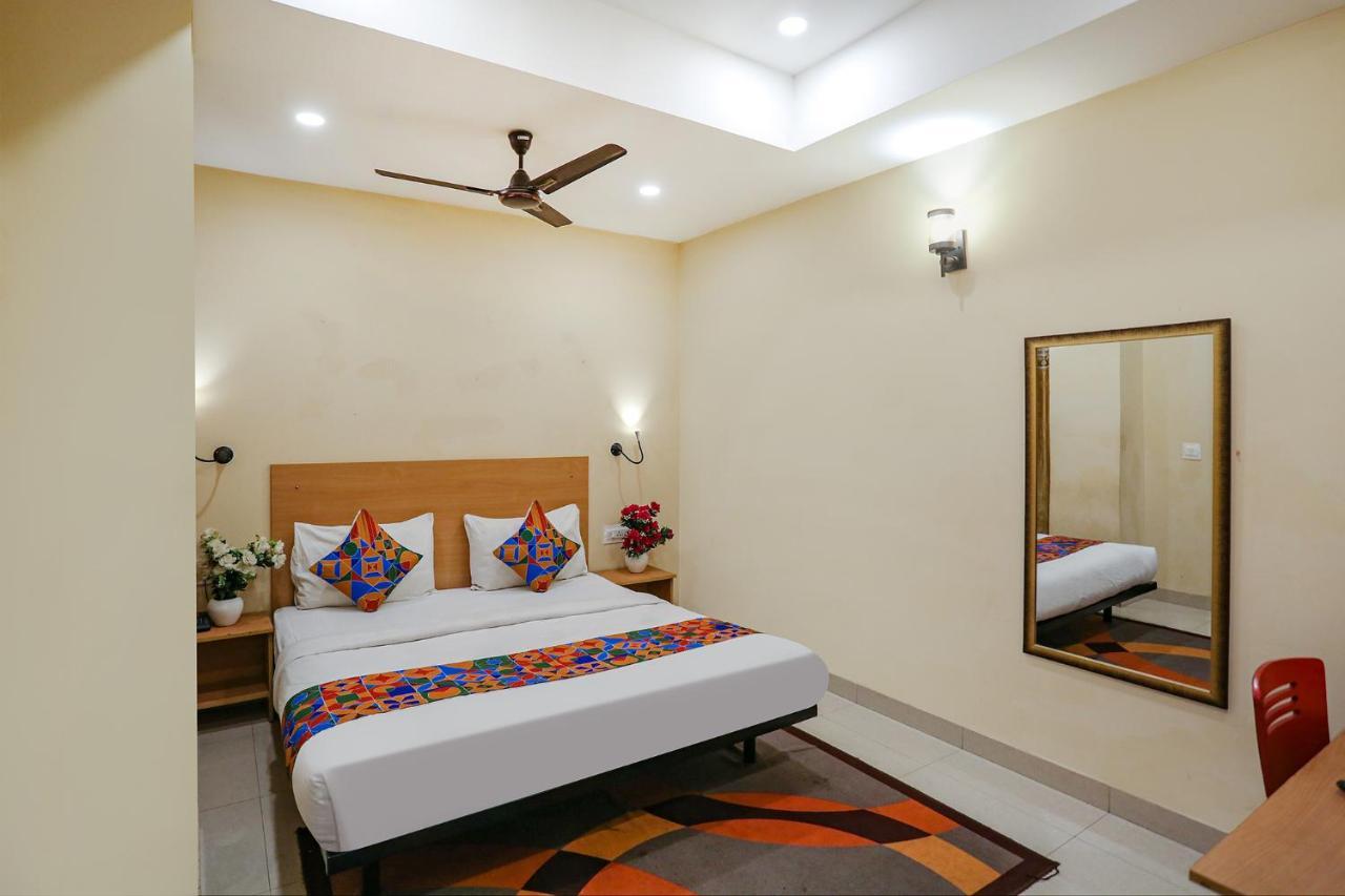Fabhotel Gk Residency Nova Deli