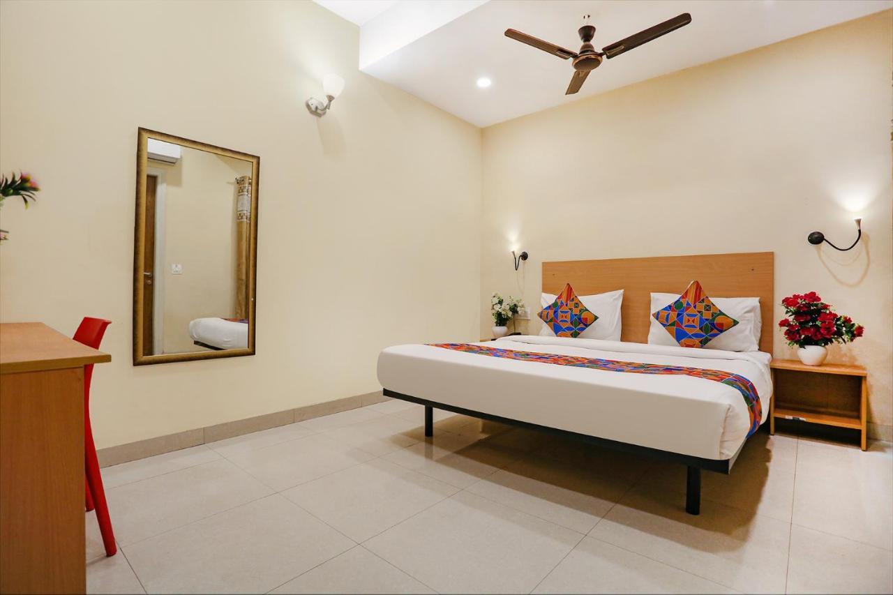 Fabhotel Gk Residency 3* Nova Deli