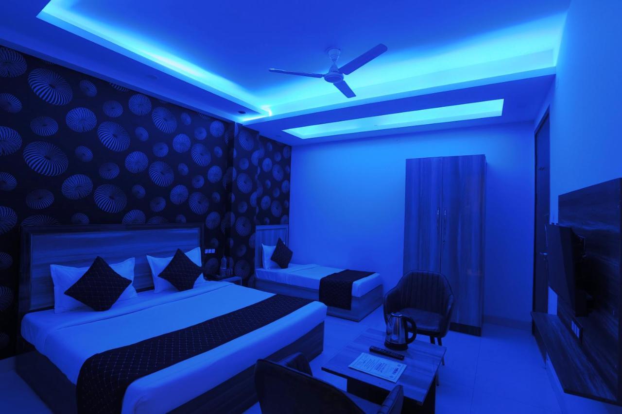 Airport Qualia Suites 3*