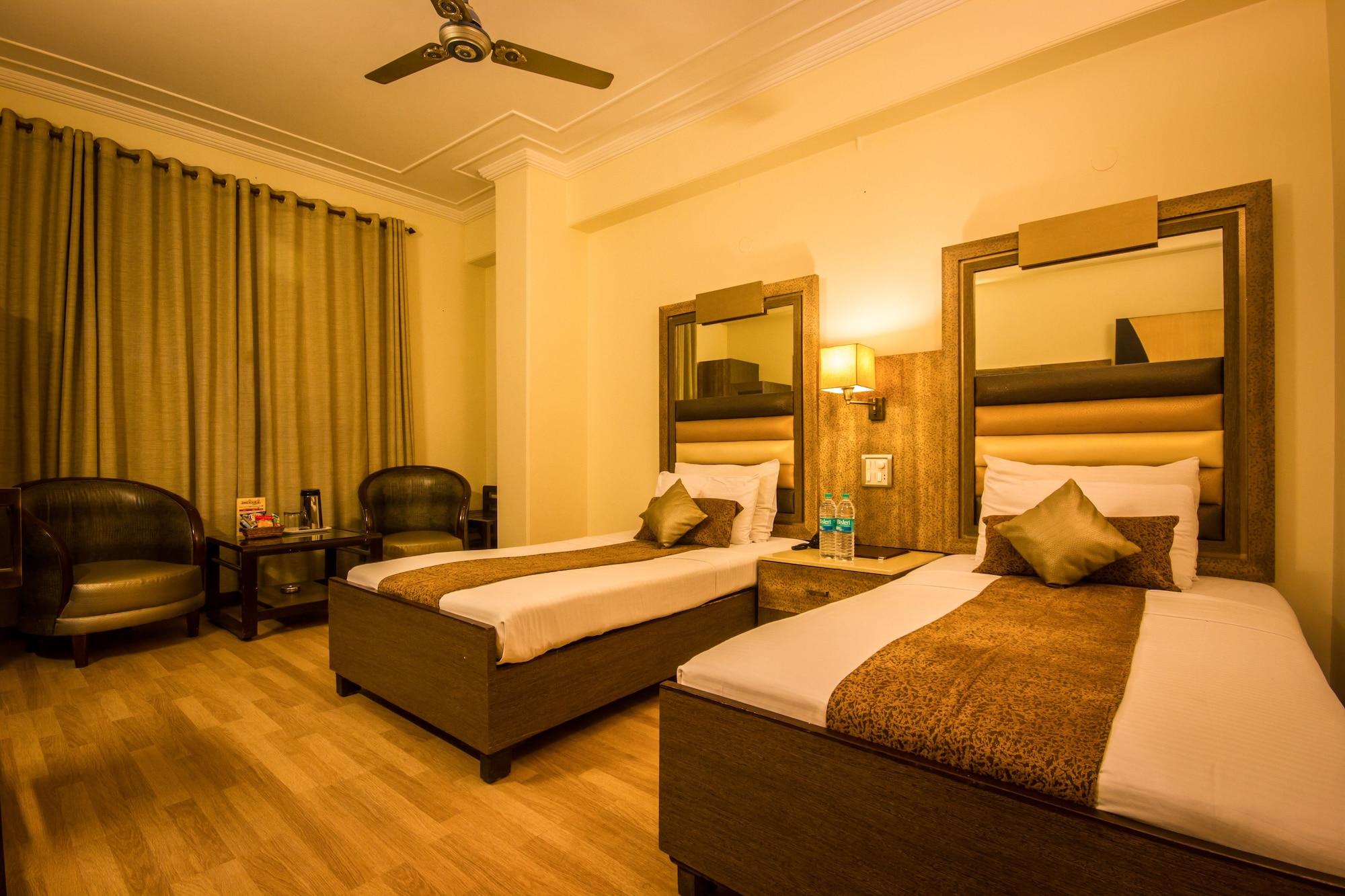 Hotel The Suncourt Yatri 3*