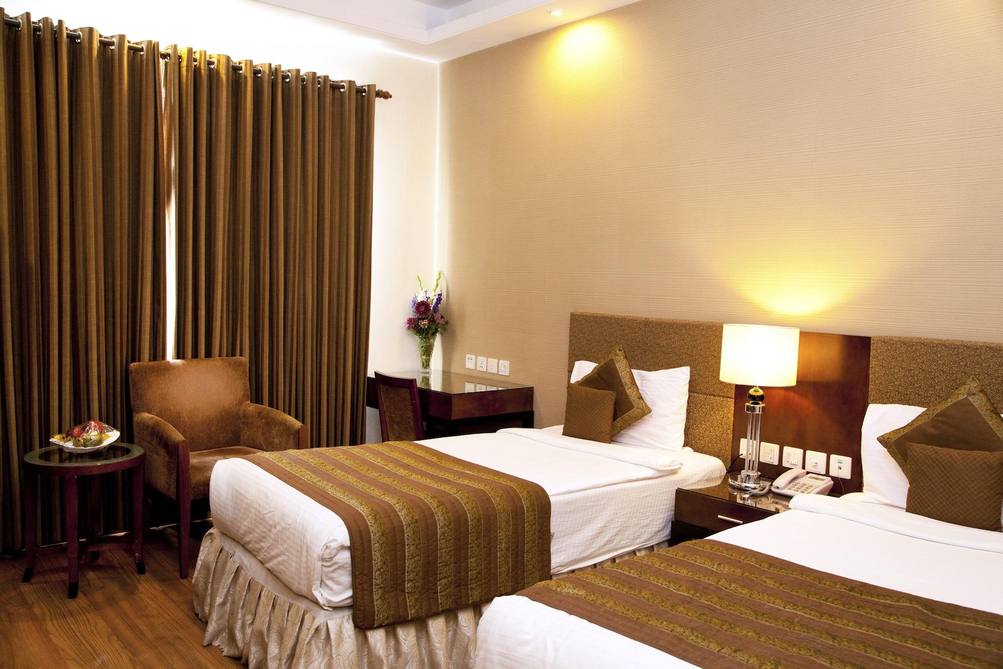 Alpina & Hotel 3*