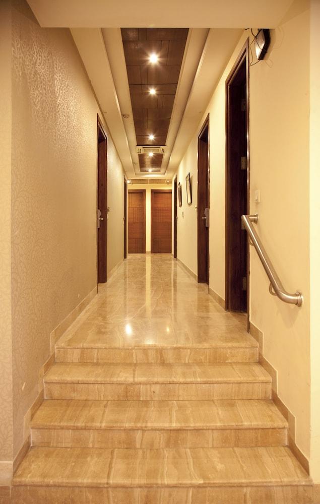 Alpina & Hotel 3*