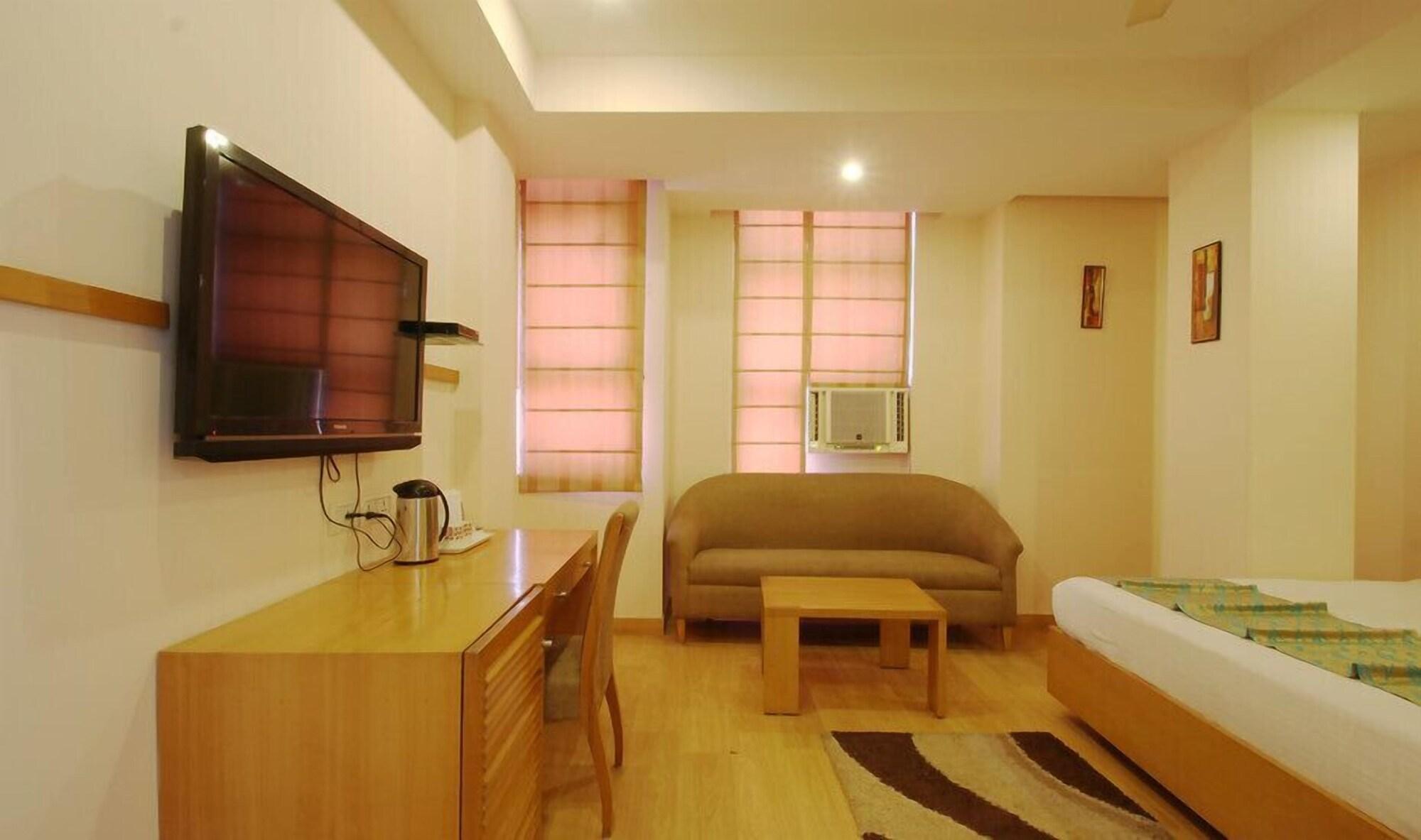 The Crest Hotel