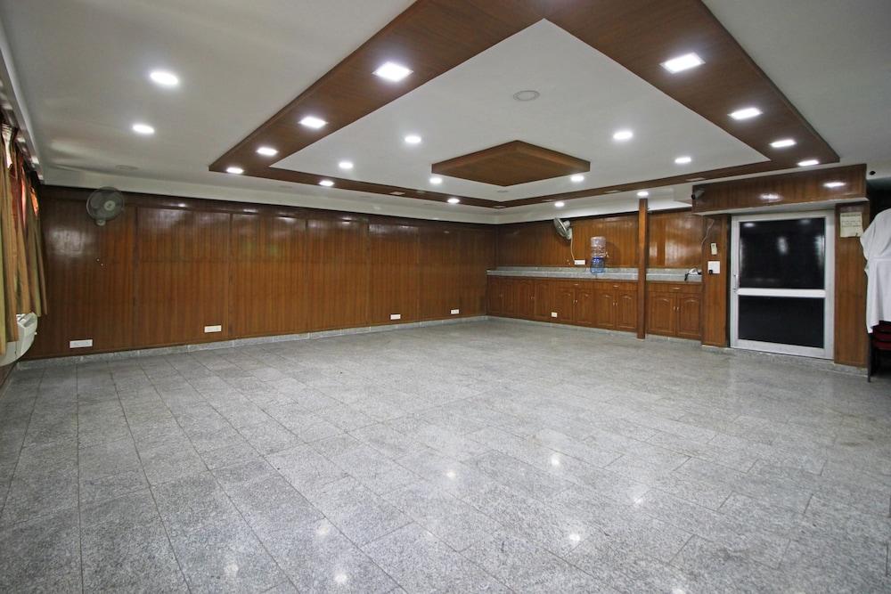 Hotel Oyo 367 Forest 3*