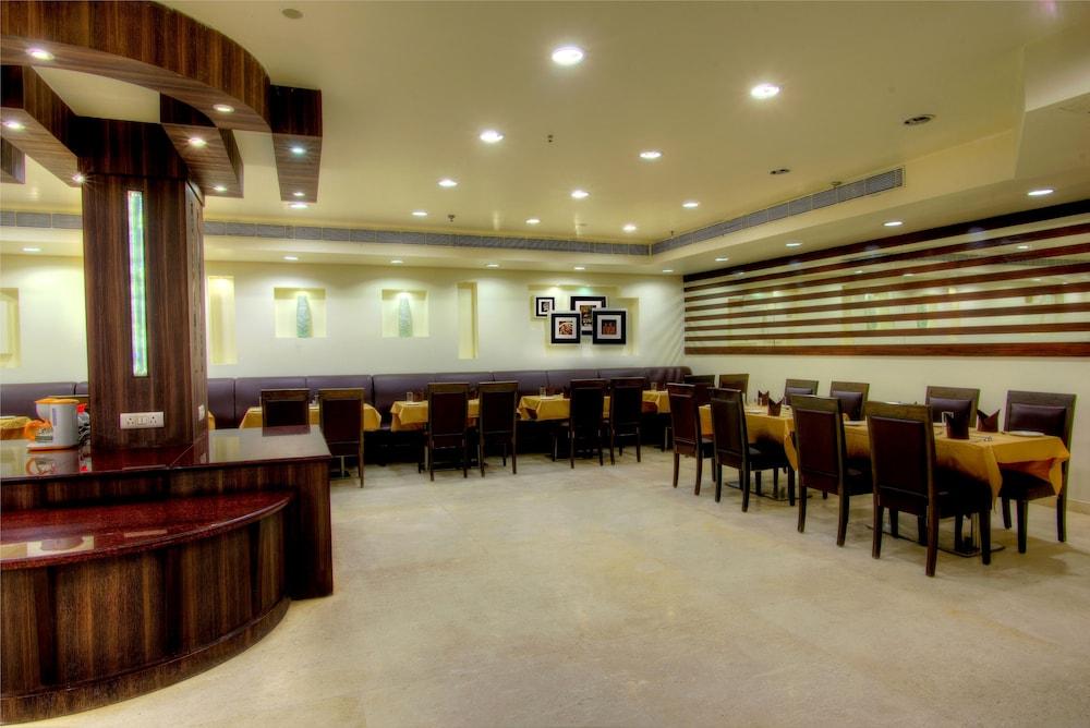 Oyo Townhouse 537 Regent Intercontinental Delhi (National Capital Territory of India)