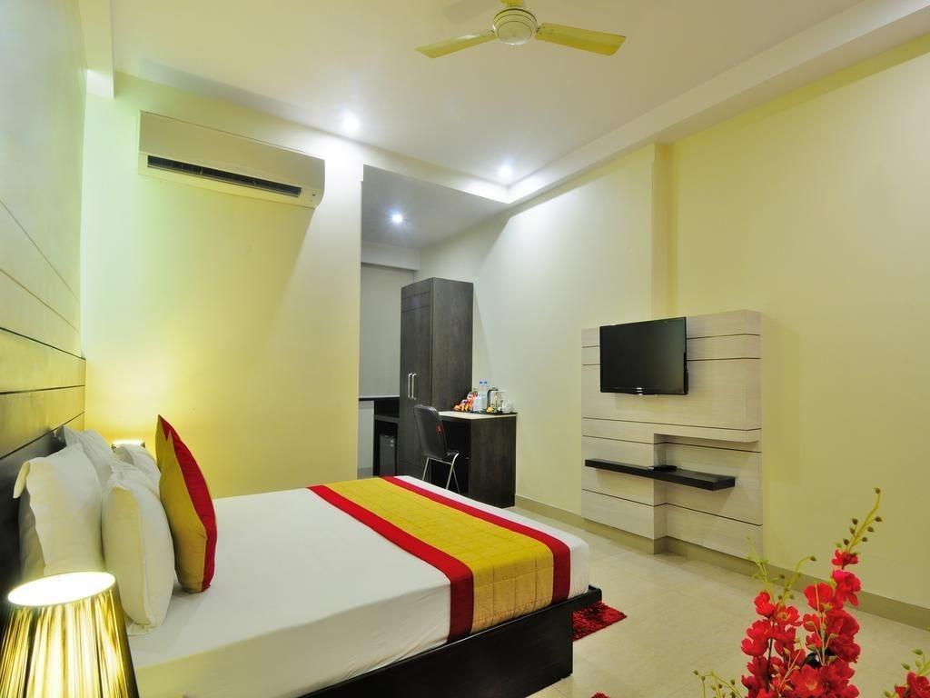 Sky Rich International - 05 Mins From Karol Bagh Metro Station Hotel 4*