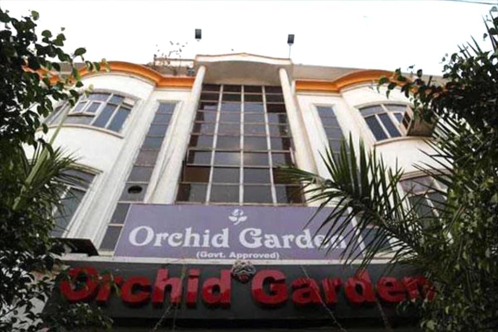 A Orchid Garden 2*