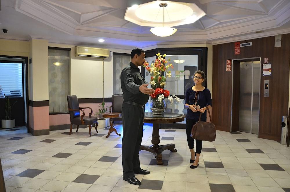 The Tourist - 1 Min From Railway Station 3* New Delhi