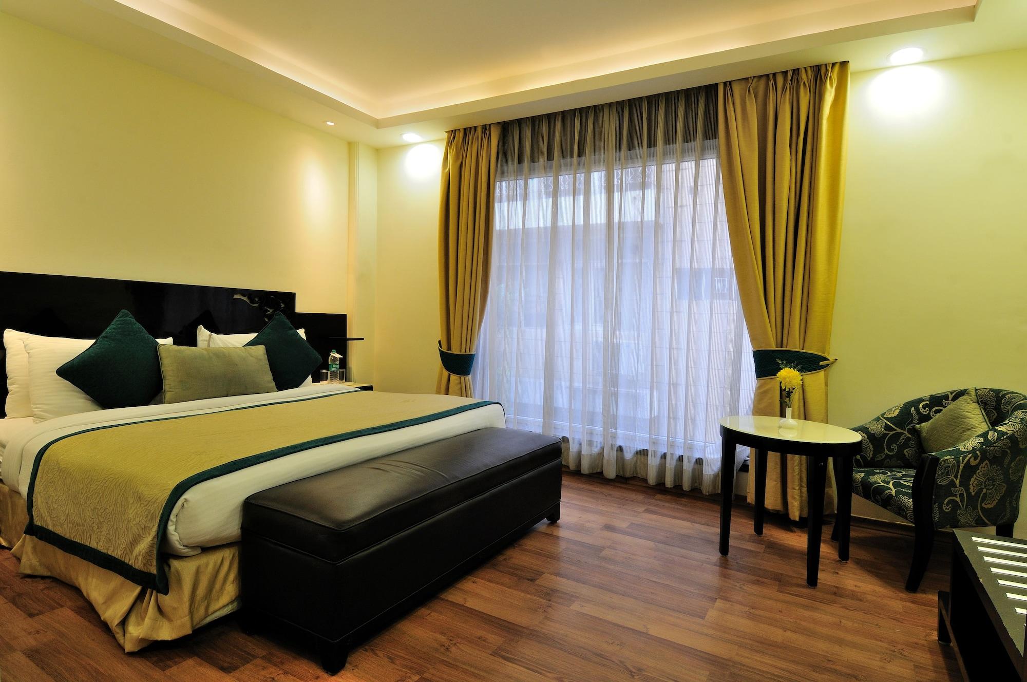 The Grand Orion - Kailash Colony Hotel New Delhi