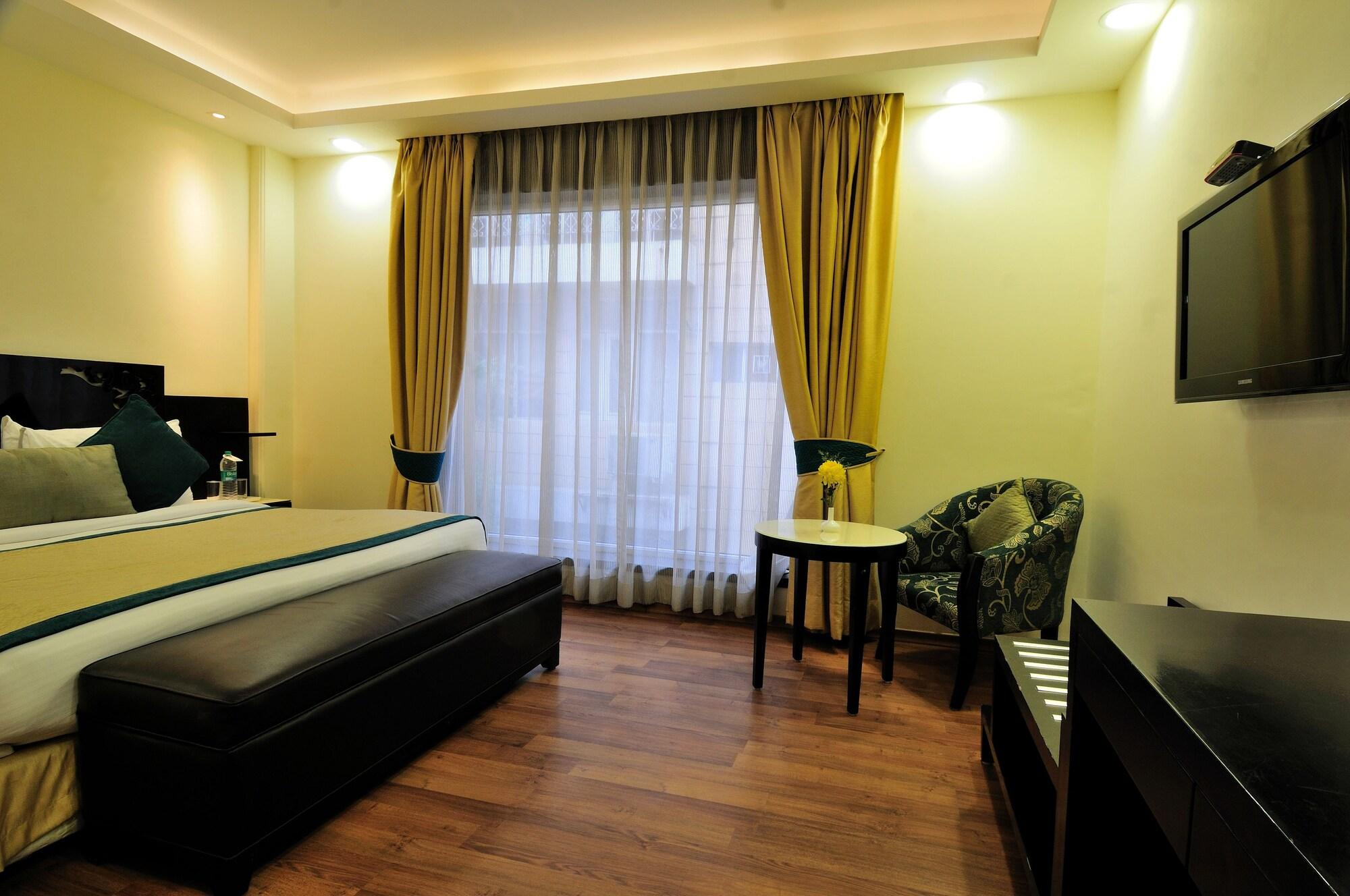 The Grand Orion - Kailash Colony Hotel New Delhi