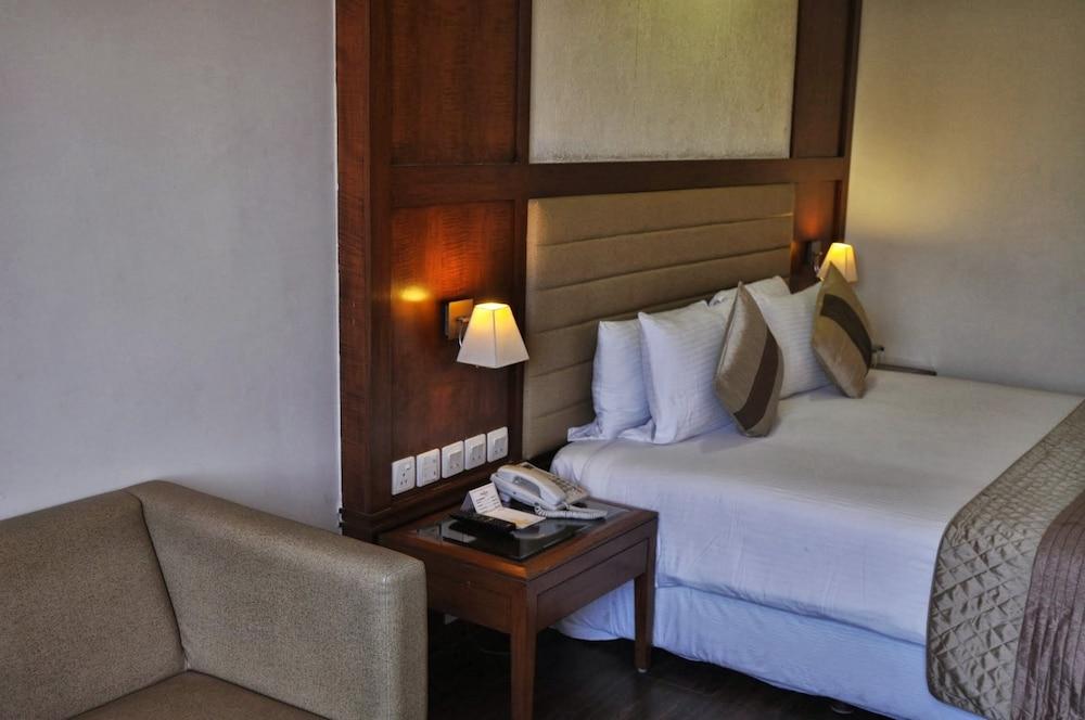 The Grand Orion - Kailash Colony 3*