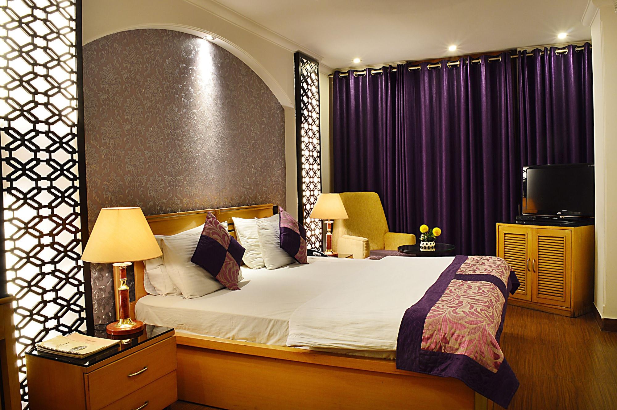 Emperor Palms Hotel New Delhi