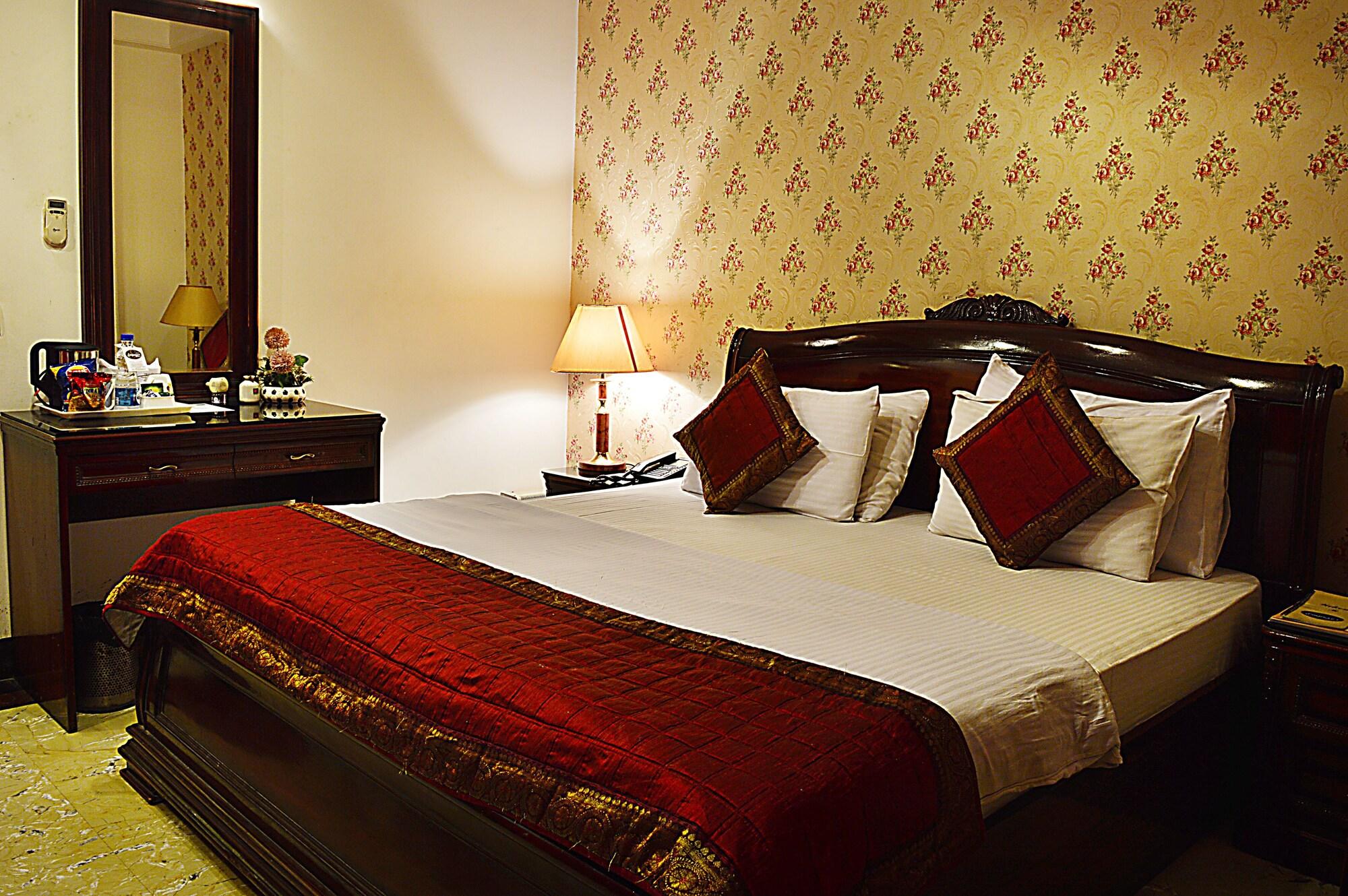 Emperor Palms Hotel New Delhi