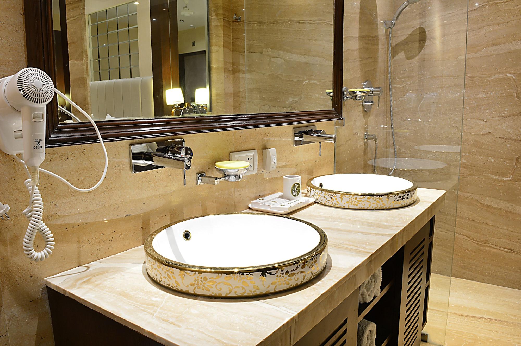Emperor Palms Hotel New Delhi