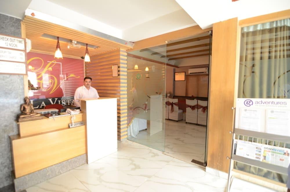 La Vista Hotel 3*