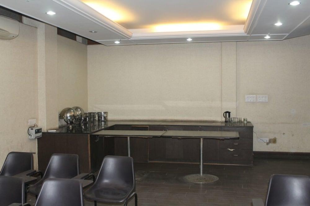 Hotel Singh Continetal 3*