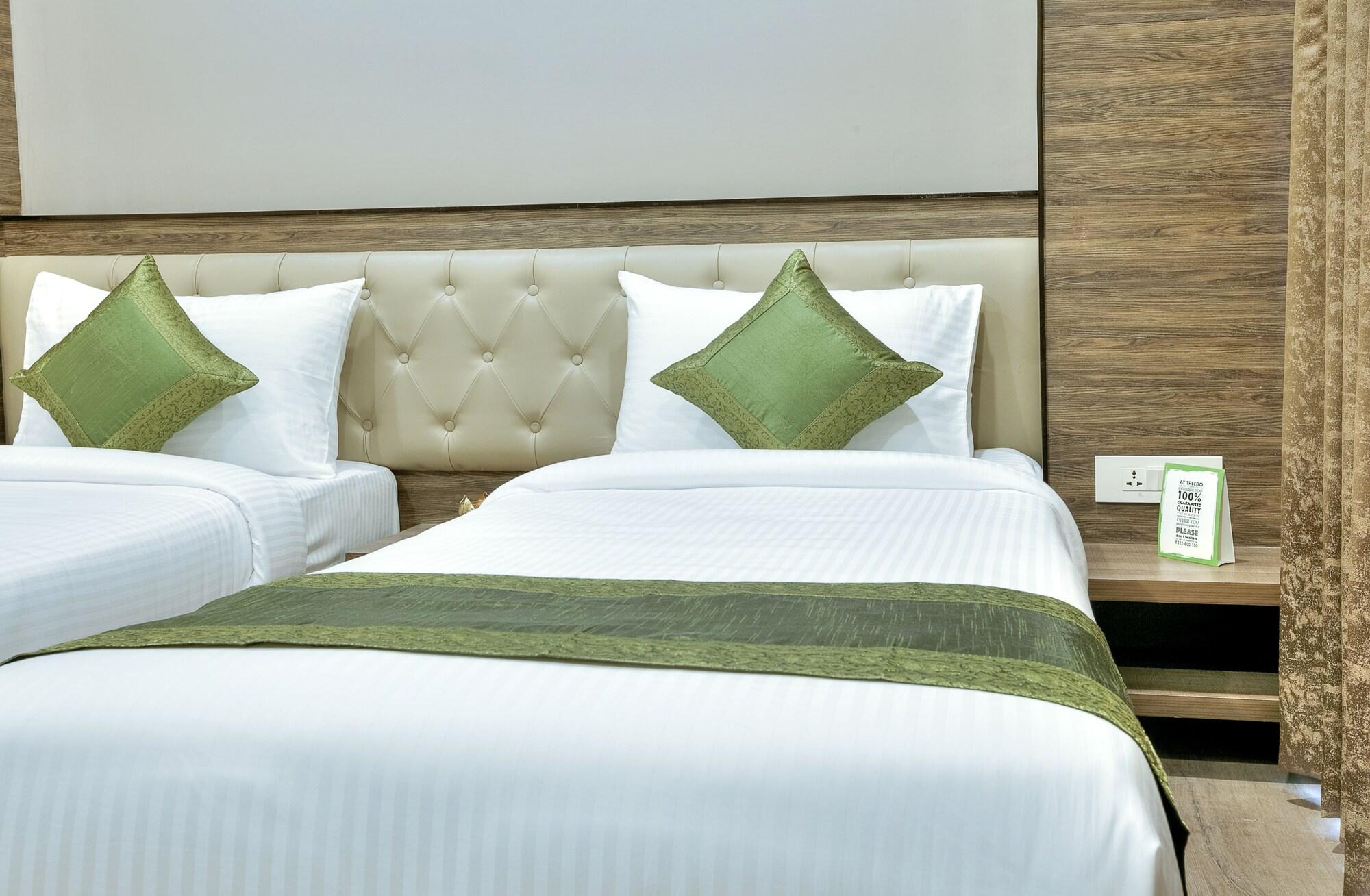 Hotel Treebo Southwest Dwarka 3*
