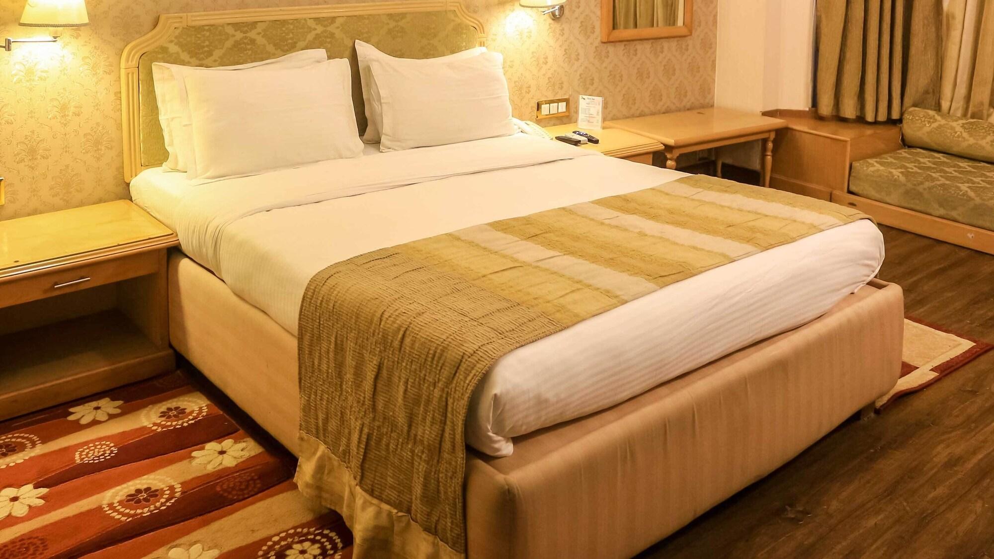 Hotel Dee Marks Airport & New Delhi