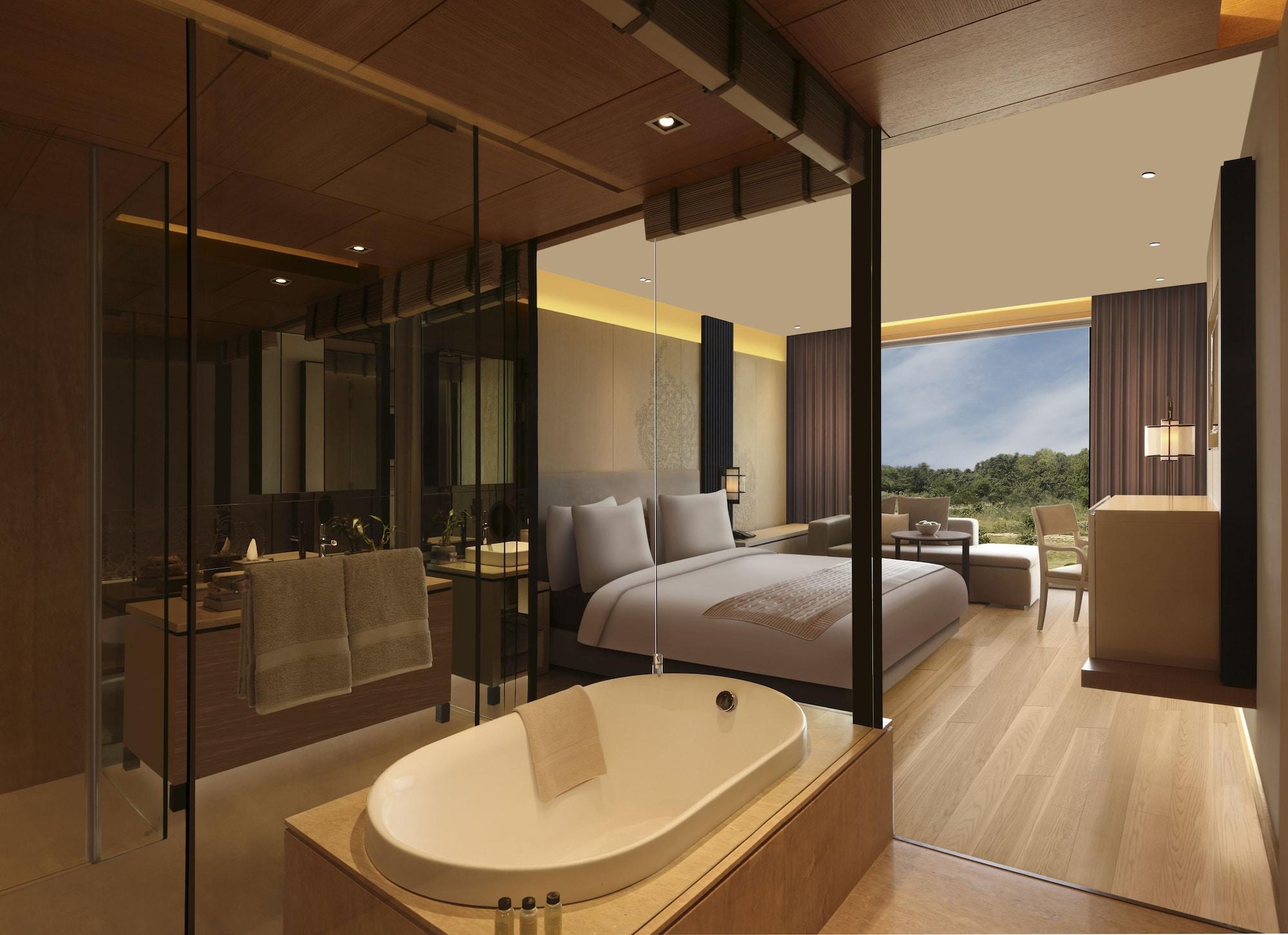 Roseate House 5* New Delhi