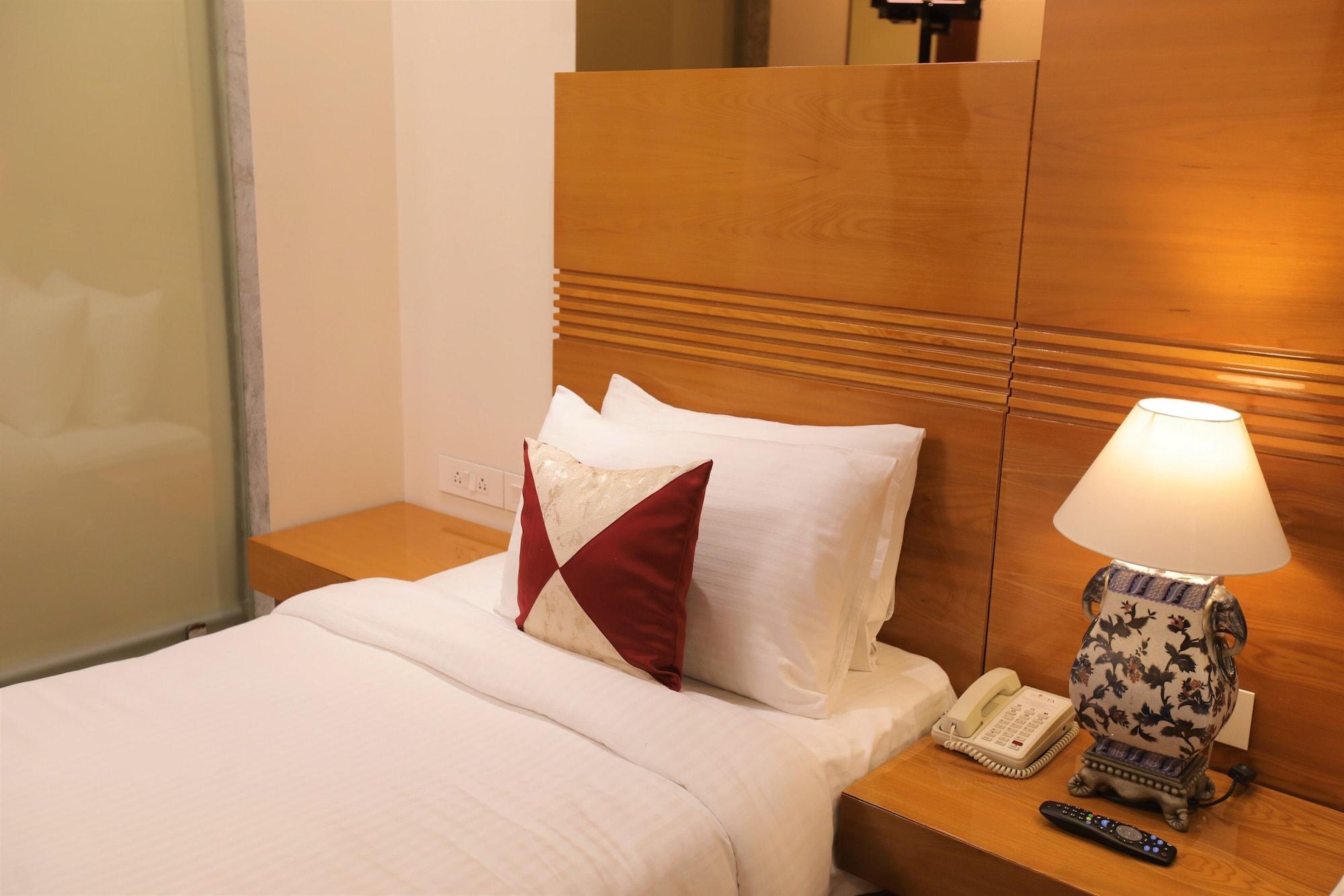 Hotel La *