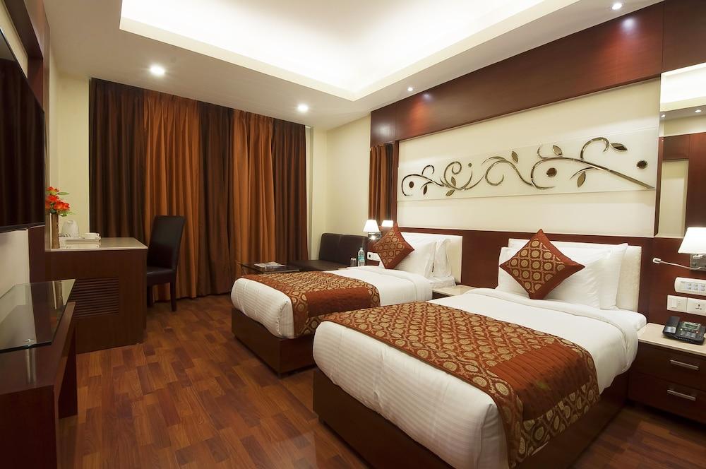 Golden Grand 4* Delhi (National Capital Territory of India)