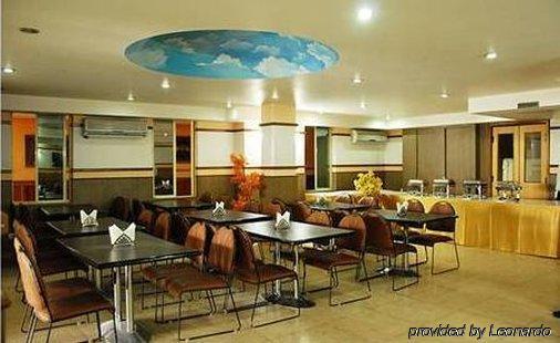 Hotel Fairmint Global New Delhi